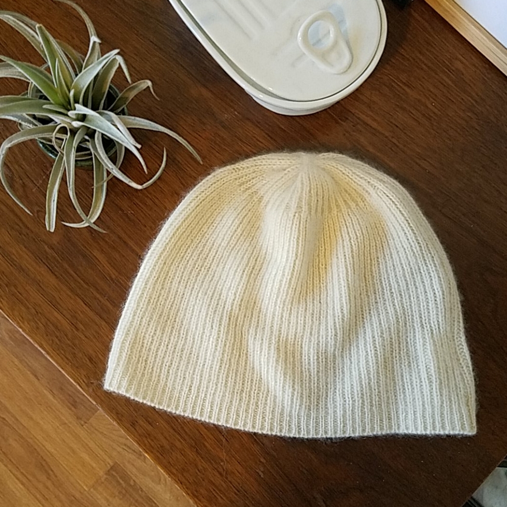 Cashmere beanie